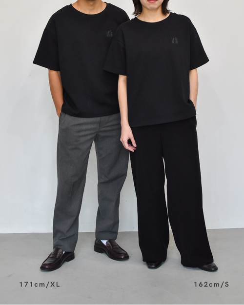 ミニマルロゴTシャツ【BLACK】